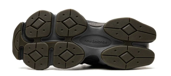 New Balance 9060 Black Top - Dark Moss